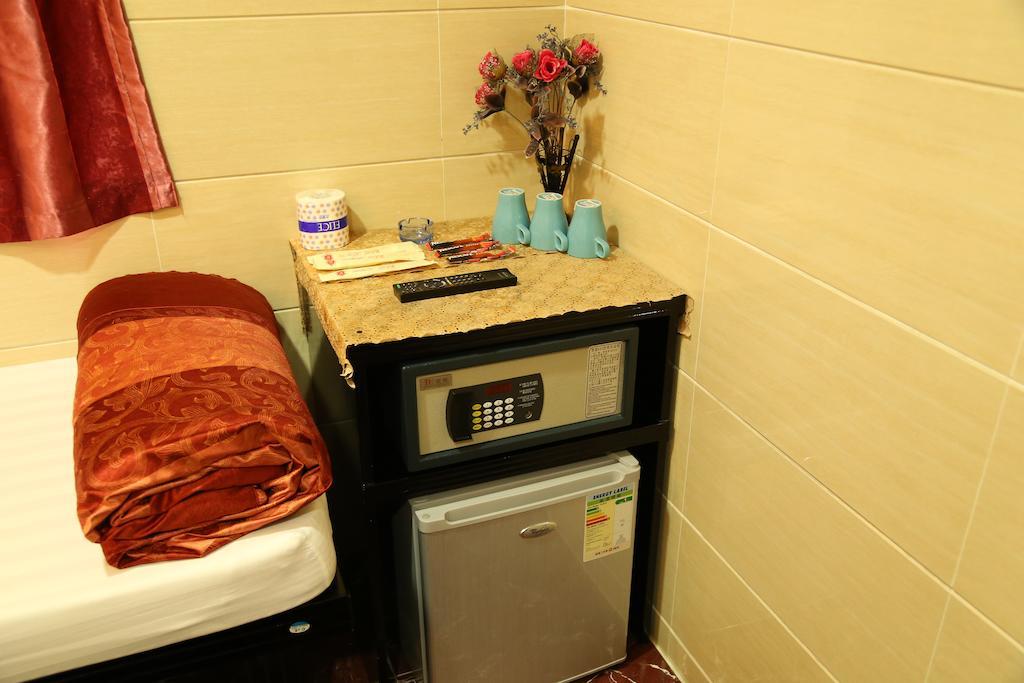 Russian Hostel Hong Kong Extérieur photo